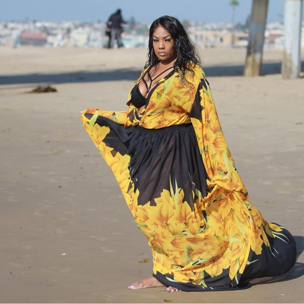 Elegant Yellow Floral Maxi Dress